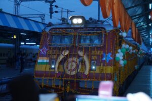 Tanakpur Daurai Train