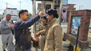 Policewali Holi