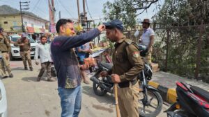 Policewali Holi