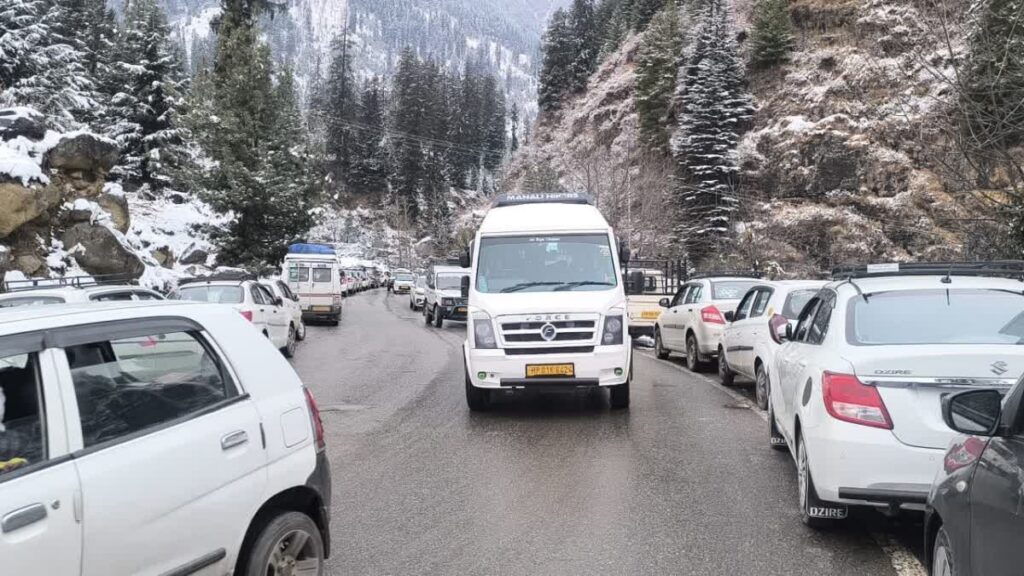 Manali Atal Tunnel Closed