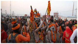 Modi Hair Cut in Kumbh