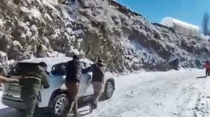 Snowfall in Himachal